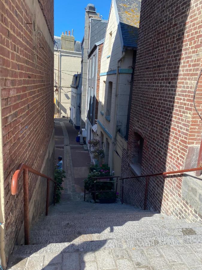 Apartment 3- Au Pied Des Falaises Du Treport A 50m De La Le Tréport